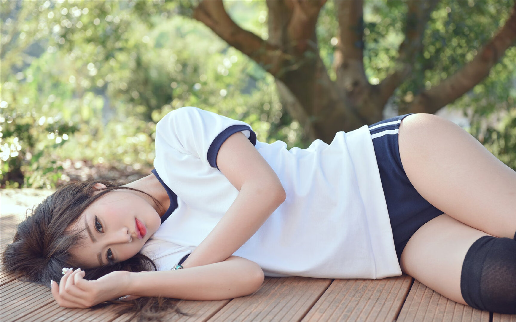 乐鱼官方登录入口-《【幕后揭秘】职业主播How技术打造爆款内容》，主播幕后运营