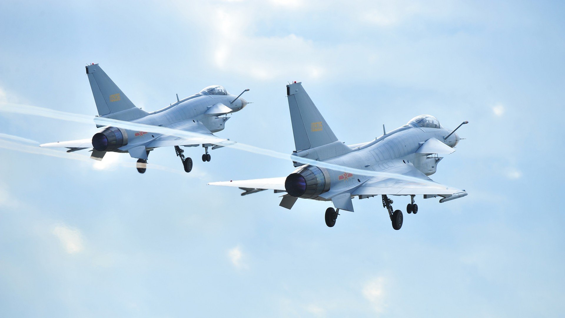 乐鱼体育(中国)官方网站-中场长传覆盖率是否提升整体反击执行速率，中场传球成功率